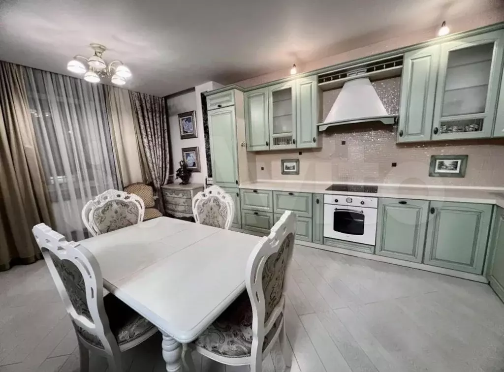 3-к. квартира, 150 м, 18/24 эт. - Фото 0