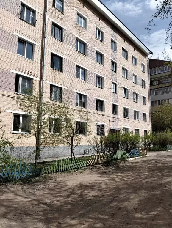 Комната 17,2 м в 5-к., 2/5 эт. - Фото 0