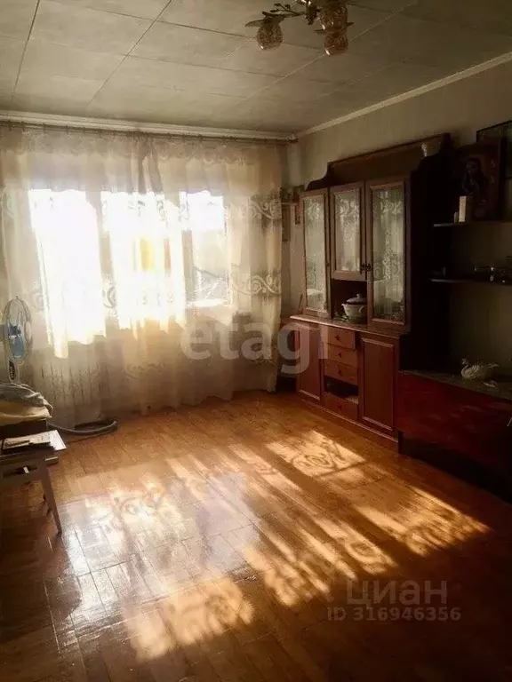 3-к кв. Белгородская область, Шебекино ул. Ленина, 82 (62.0 м) - Фото 1