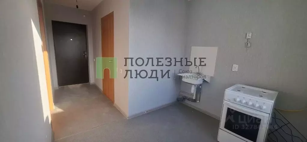 1-к кв. Самарская область, Сызрань Керамическая ул., 32А (28.0 м) - Фото 1