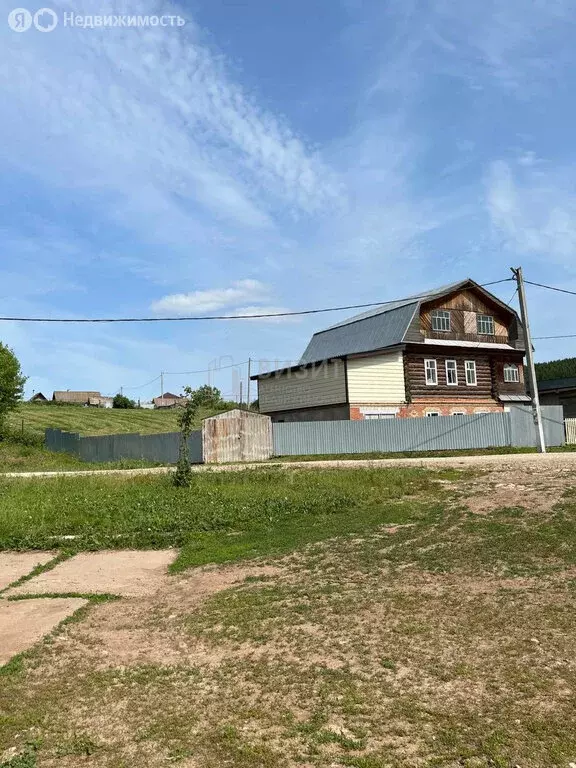 Дом в село Нижняя Ошма, улица Ленина, 74 (173.8 м) - Фото 0