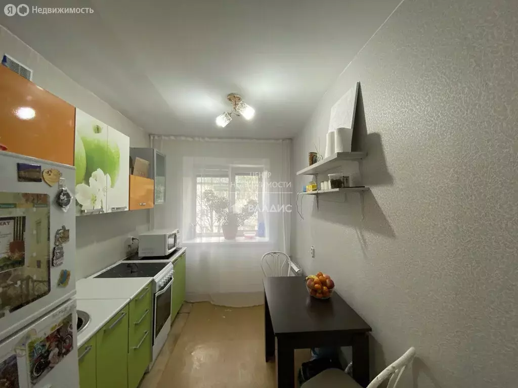 2-комнатная квартира: Арсеньев, улица Сазыкина, 4 (52.9 м) - Фото 1
