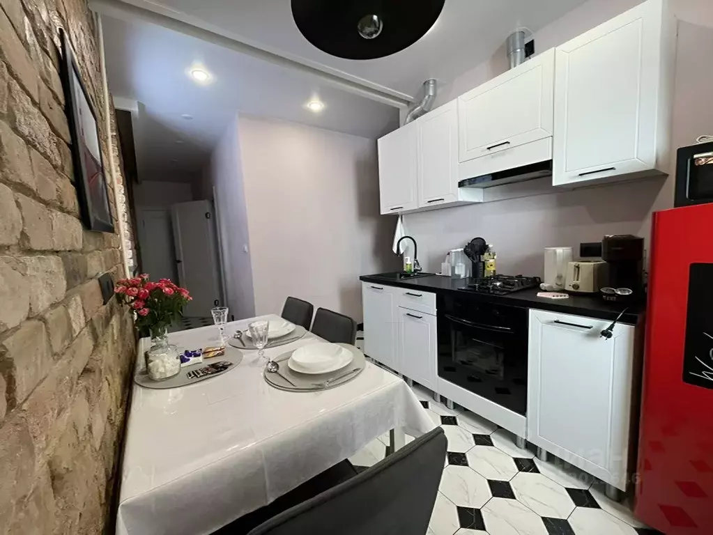 2-к кв. Санкт-Петербург ул. Куйбышева, 32 (75.0 м) - Фото 1