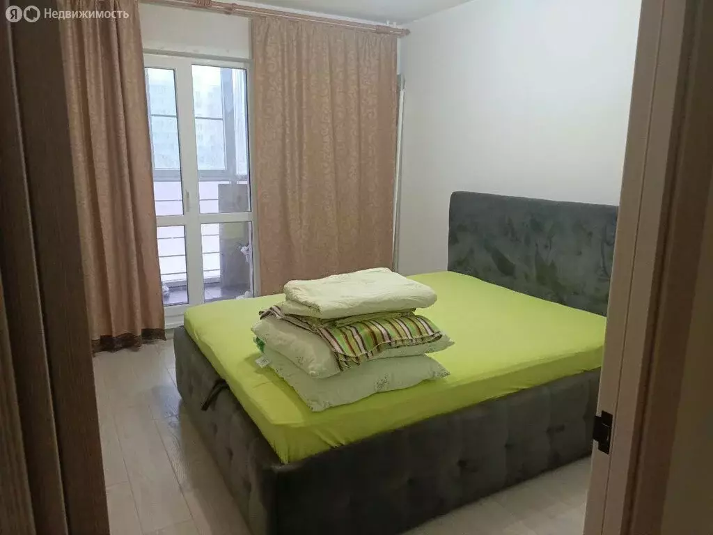 3-комнатная квартира: Курган, жилой район Заозёрный, 2-й микрорайон, ... - Фото 2