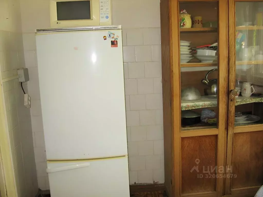 2-к кв. Липецкая область, Елец ул. Коммунаров, 111 (55.5 м) - Фото 1