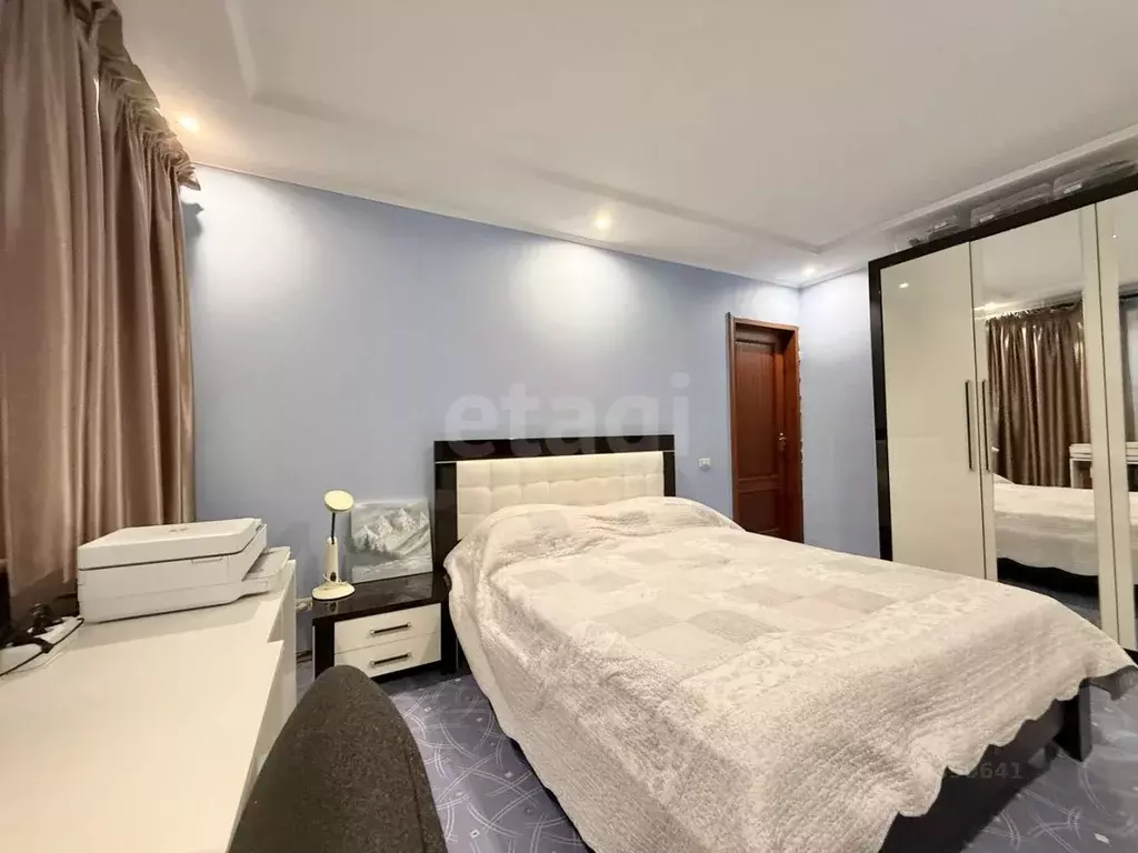 4-к кв. Вологодская область, Череповец просп. Победы, 175 (78.6 м) - Фото 1