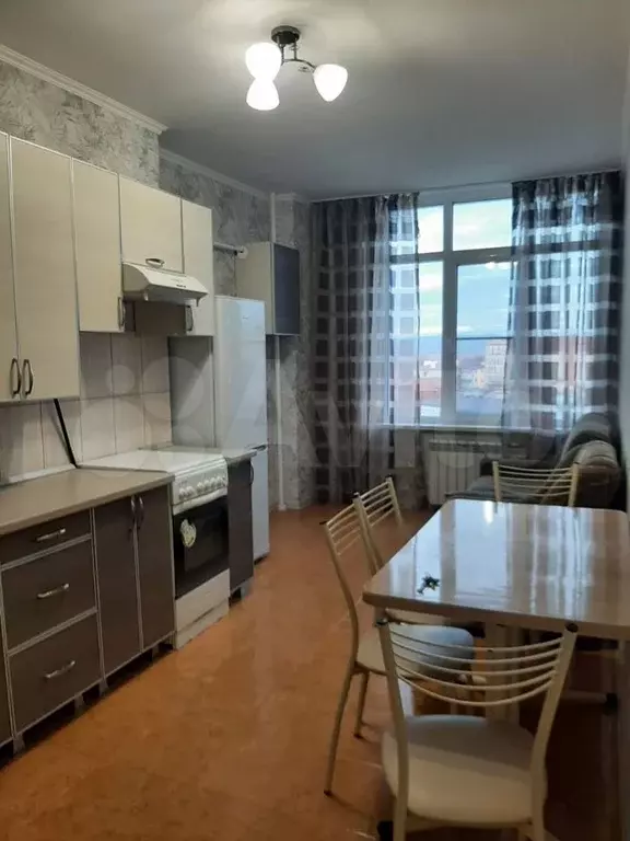 1-к. квартира, 38 м, 6/9 эт. - Фото 0