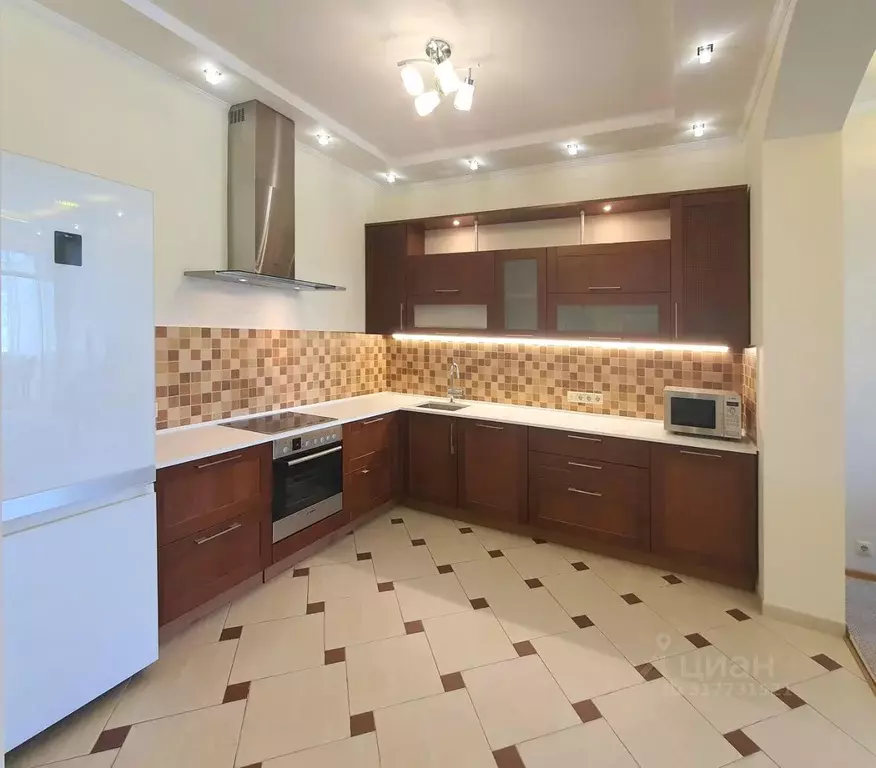 3-к кв. Москва ул. Академика Пилюгина, 18 (100.0 м) - Фото 1