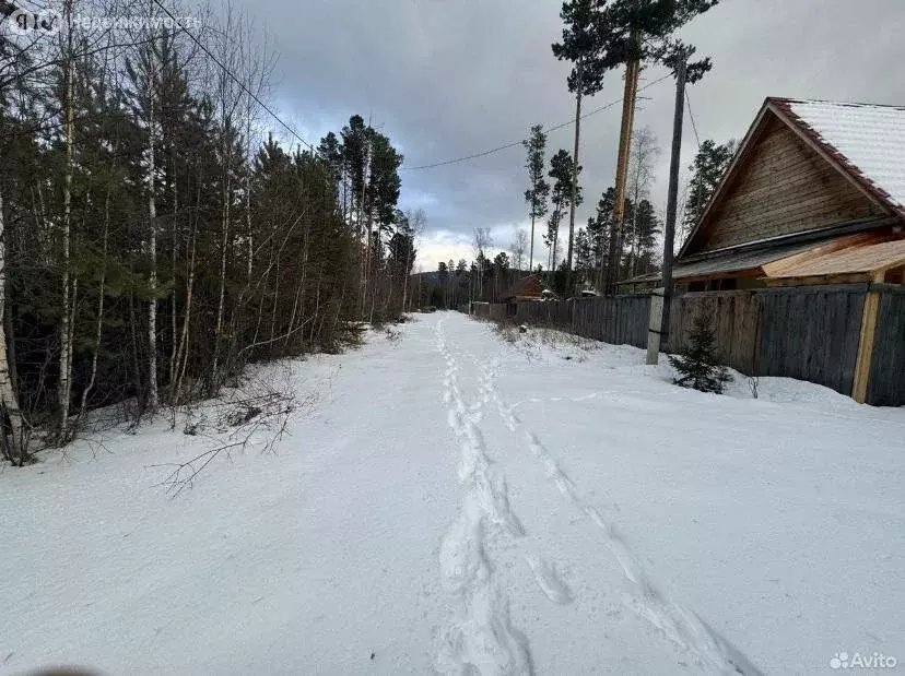 Участок в посёлок городского типа Усть-Баргузин, улица Комарова (10 м) - Фото 0