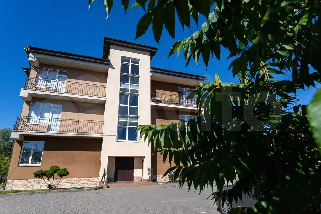 2-к. квартира, 130 м, 4/4 эт. - Фото 0