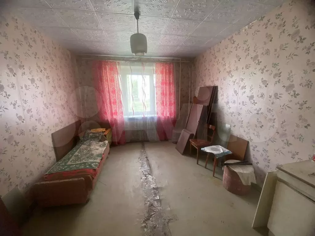 Комната 14 м в 9-к., 1/5 эт. - Фото 0