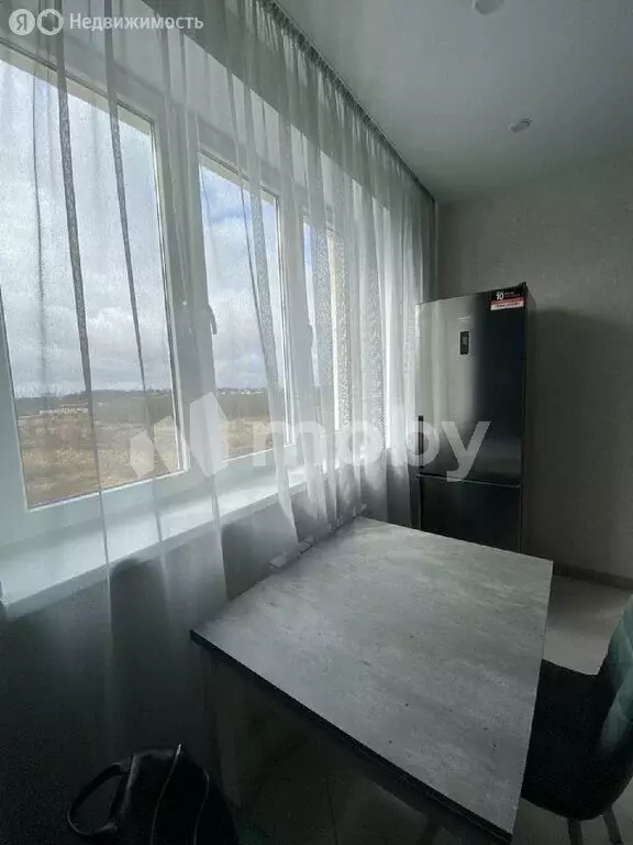 1-комнатная квартира: Калининград, улица Ульяны Громовой, 131 (40.2 м) - Фото 2