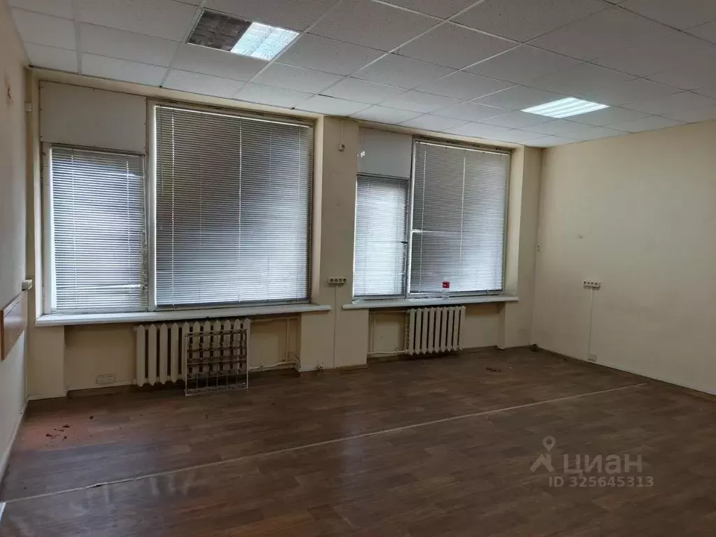 Офис в Краснодарский край, Краснодар Красная ул., 124 (33 м) - Фото 1