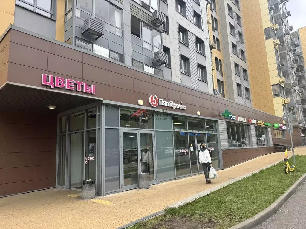 Торговая площадь в Москва Барвихинская ул., 6 (30 м) - Фото 1