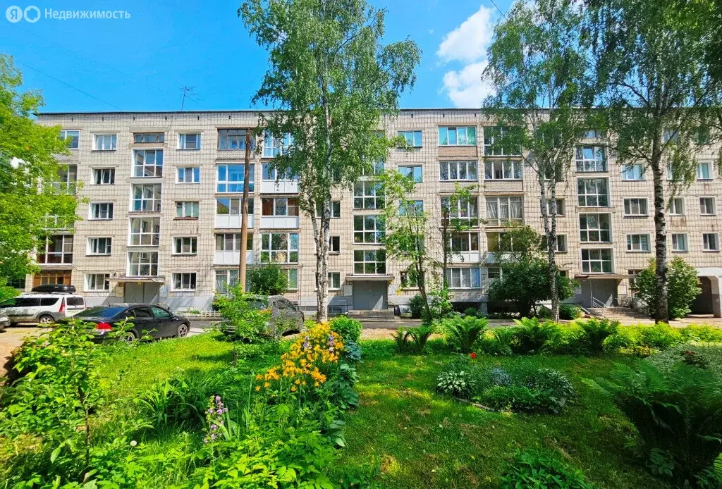 3-комнатная квартира: Киров, улица Дерендяева, 89 (88 м) - Фото 0