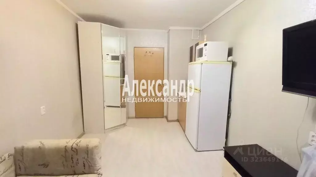 Комната Санкт-Петербург ул. Генерала Симоняка, 10 (12.4 м) - Фото 1