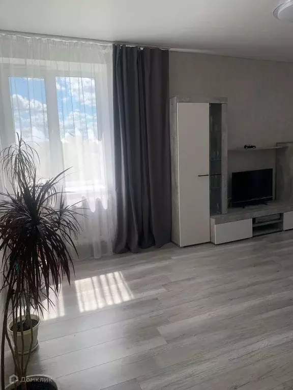 Продаётся 4-к квартира, 69.2 м - Фото 1