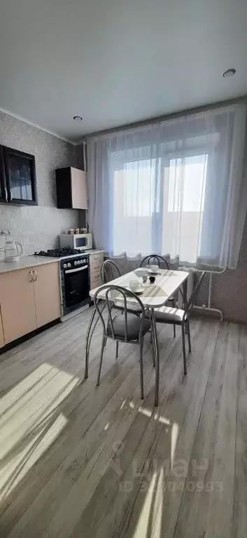 2-к кв. Саратовская область, Балаково Трнавская ул., 32 (54.0 м) - Фото 1