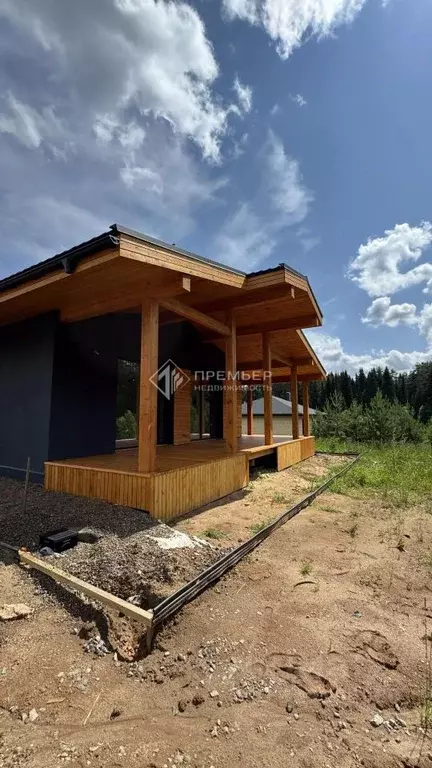 Дом в Кировская область, Слободской район, Ленинское с/пос, д. Большие ... - Фото 1