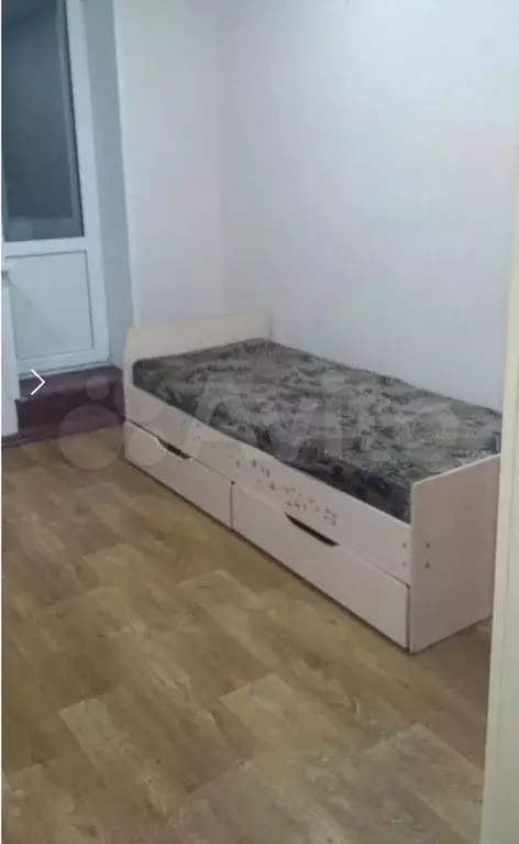 Комната 15 м в 3-к., 2/5 эт. - Фото 1