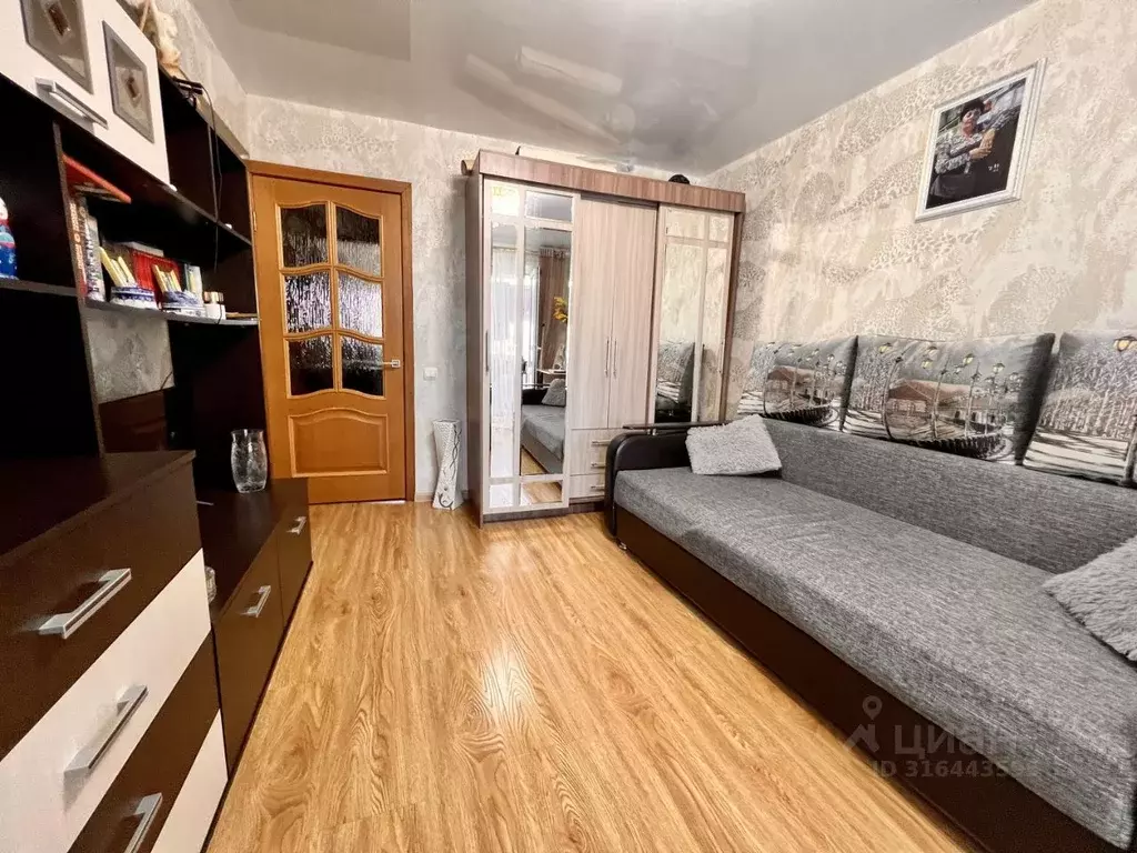 3-к кв. Тульская область, Новомосковск ул. Орджоникидзе, 5А (67.0 м) - Фото 1