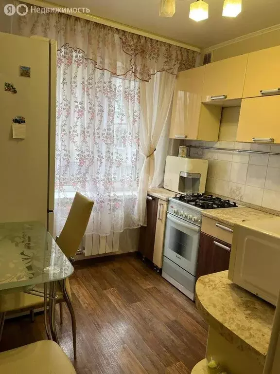 1-комнатная квартира: Брянск, Бежицкий район, улица Металлургов, 43 ... - Фото 1