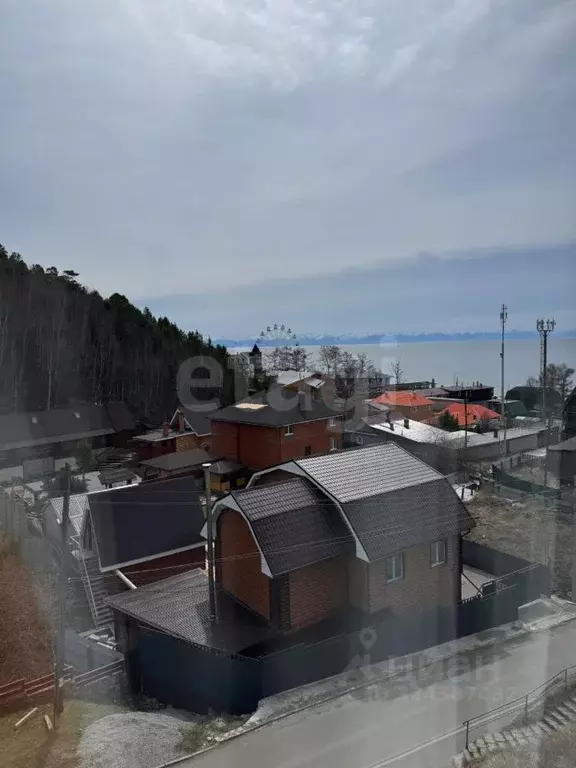 3-к кв. Иркутская область, Иркутский муниципальный округ, Листвянка рп ... - Фото 1