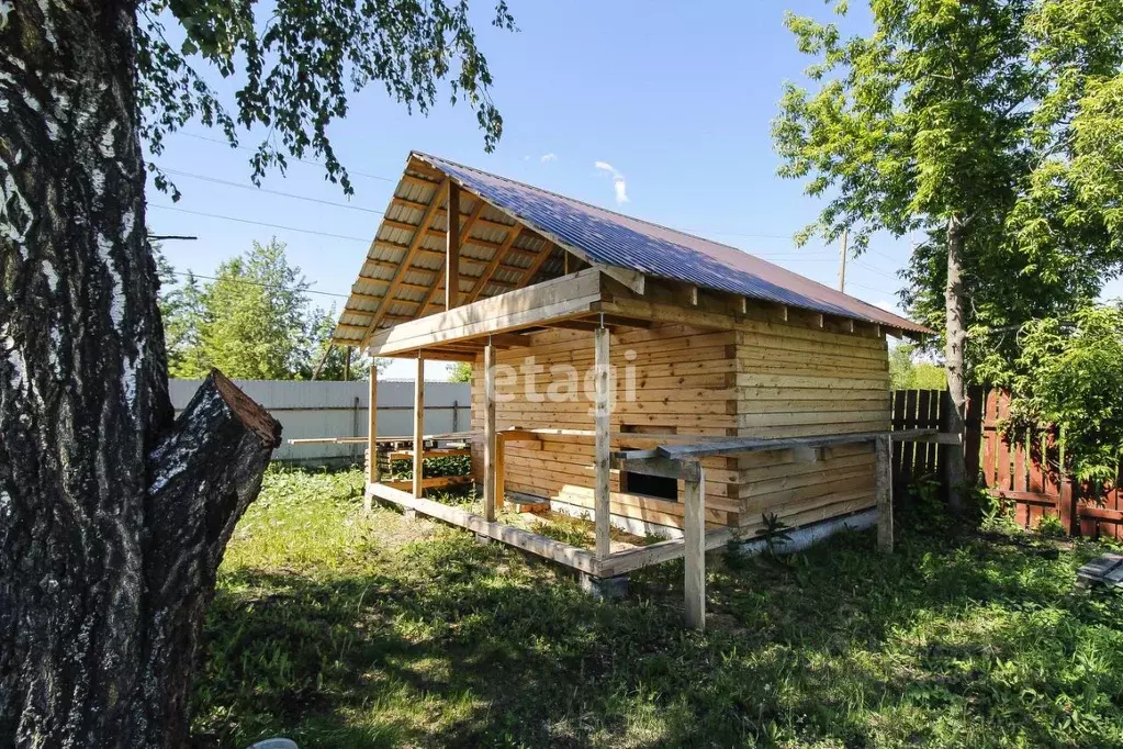Дом в Свердловская область, Слободо-Туринский район, с. Липчинское . - Фото 1