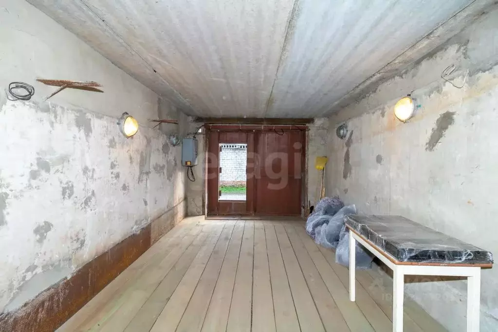 Гараж в Тюменская область, Тюмень ул. Ветеранов Труда, 38 (28 м) - Фото 0