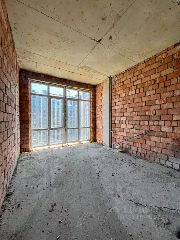 2-к кв. Кабардино-Балкария, Нальчик ул. Тлостанова, 28Б (70.0 м) - Фото 0