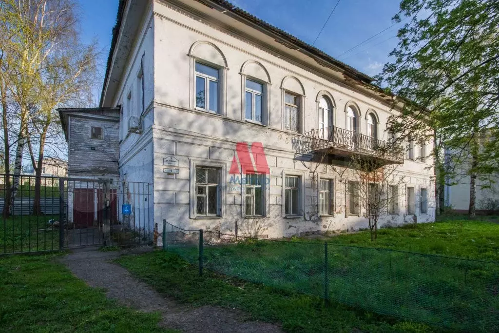 Своб. планировка, 208,1 м, 1/2 эт. - Фото 0