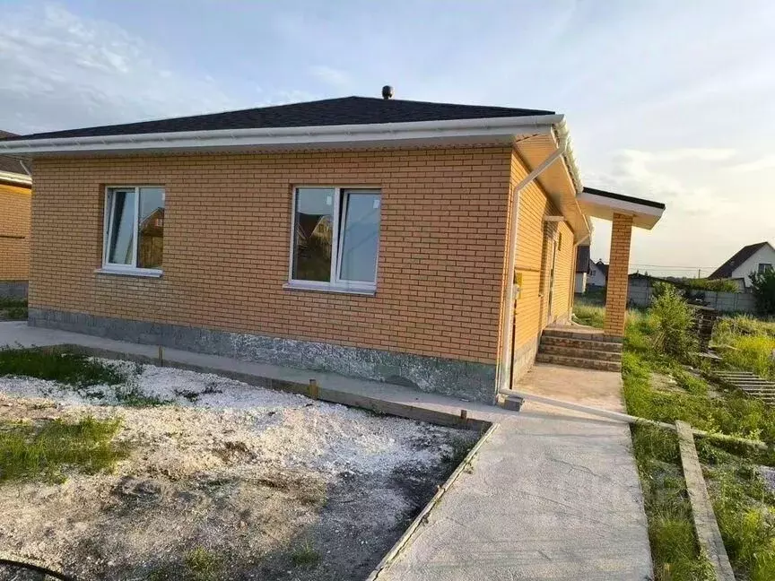 Дом в Белгородская область, Старый Оскол пос. Северный,  (105 м) - Фото 1