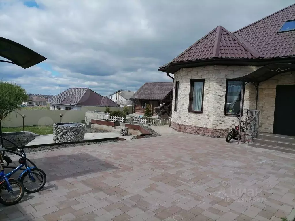 Коттедж в Белгородская область, Старый Оскол пер. Липовый (207 м) - Фото 0