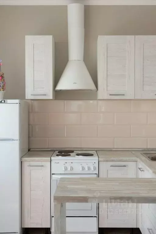 1-к кв. Тюменская область, Тюмень ул. Суходольская, 12 (46.0 м) - Фото 0