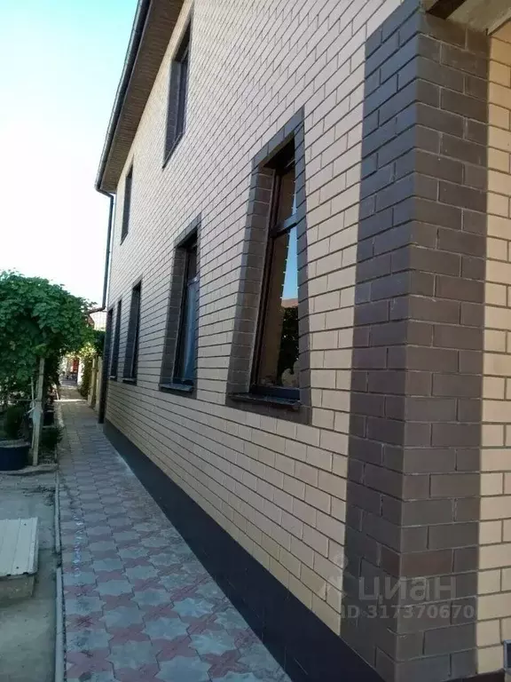 Дом в Краснодарский край, Темрюкский район, Ахтанизовское с/пос, пос. ... - Фото 2