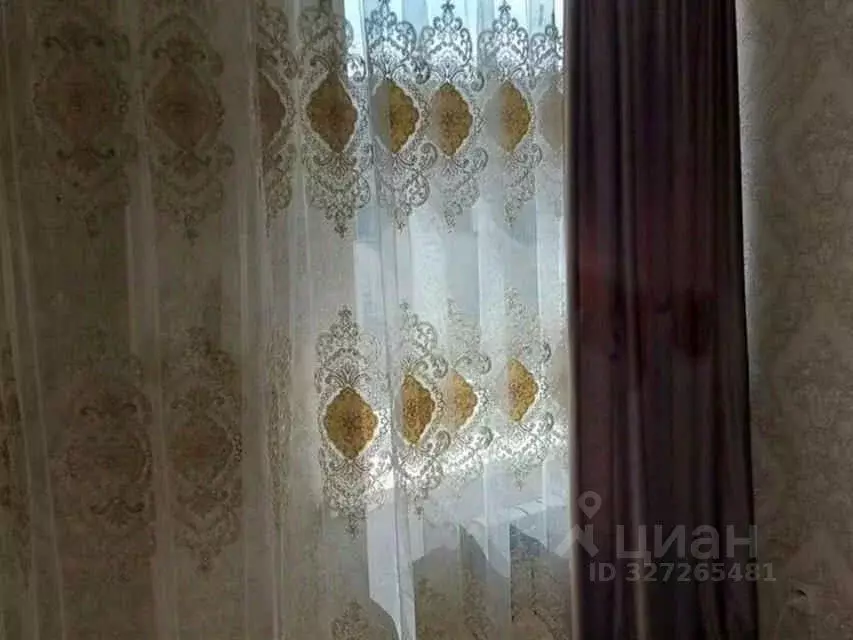 3-к кв. Ростовская область, Таганрог ул. Адмирала Крюйса (70.0 м) - Фото 1