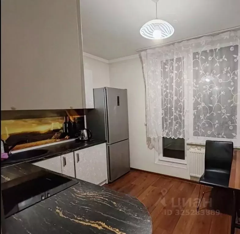 3-к кв. Санкт-Петербург Лабораторный просп., 20к3 (78.0 м) - Фото 0