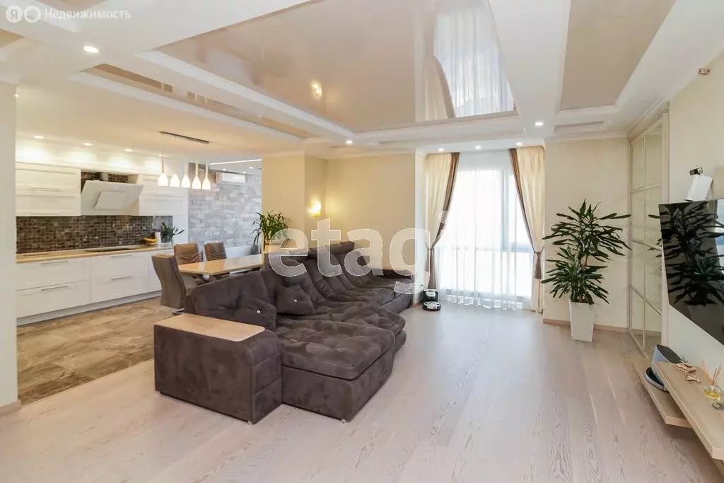 4-комнатная квартира: Тюмень, улица Максима Горького, 68 (131.8 м) - Фото 2