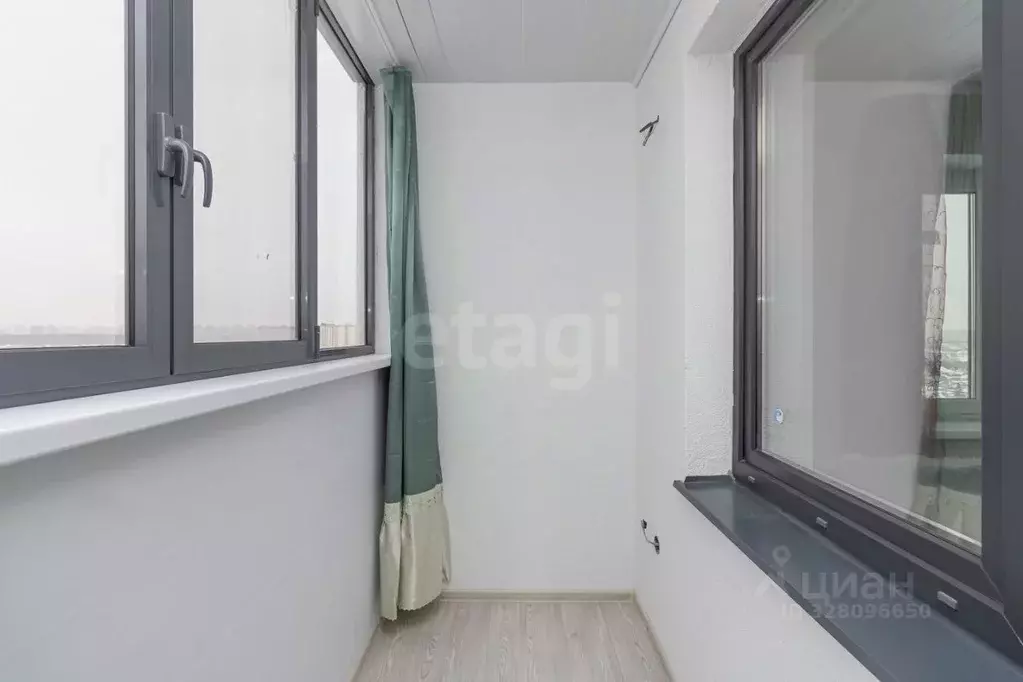 1-к кв. Тюменская область, Тюмень ул. Тальниковая, 3 (40.0 м) - Фото 1