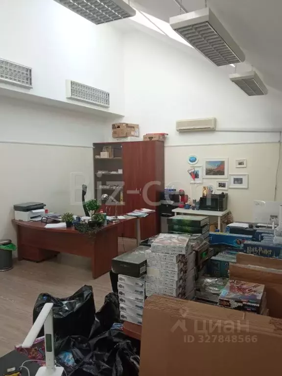 Офис в Санкт-Петербург 2-я Васильевского острова линия, 37 (39 м) - Фото 1