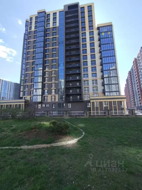 3-к кв. Санкт-Петербург бул. Александра Грина, 2к2 (110.5 м) - Фото 0