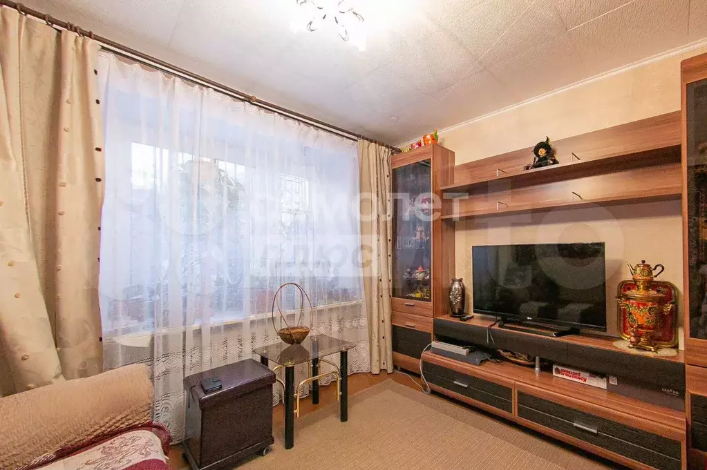 2-к. квартира, 34 м, 1/9 эт. - Фото 1