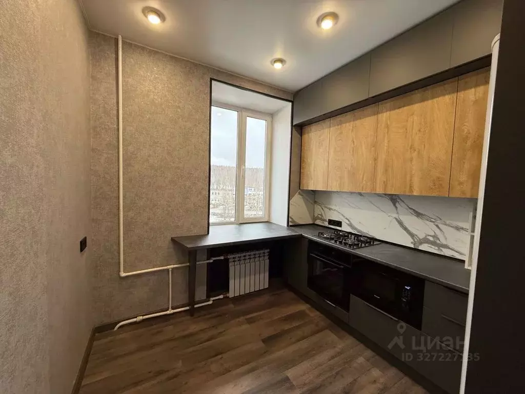 2-к кв. Пермский край, Губаха просп. Ленина, 3 (48.0 м) - Фото 1