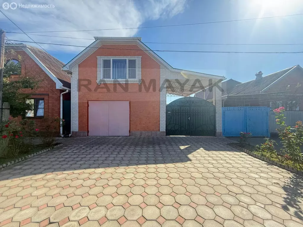 Дом в Майкоп, улица Некрасова, 455 (180 м) - Фото 0