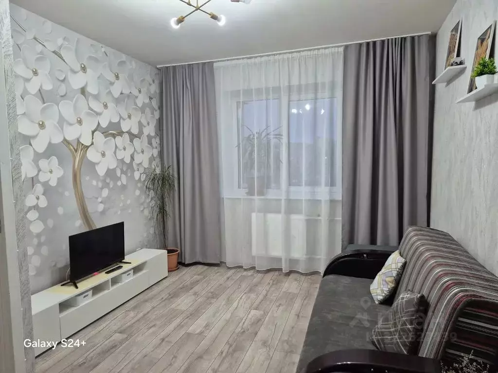 1-к кв. Ленинградская область, Шлиссельбург Кировский район, Луговая ... - Фото 1