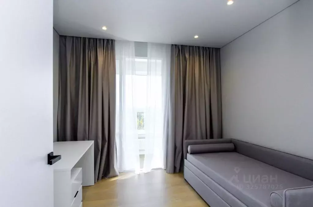 3-к кв. Свердловская область, Екатеринбург ул. Шаумяна, 24 (58.0 м) - Фото 1