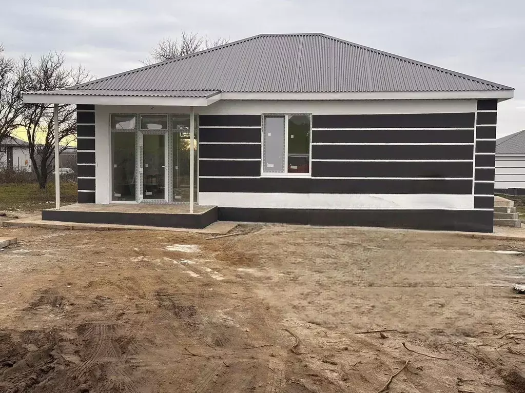 Дом в Краснодарский край, Темрюк ул. Анджиевского (115 м) - Фото 2