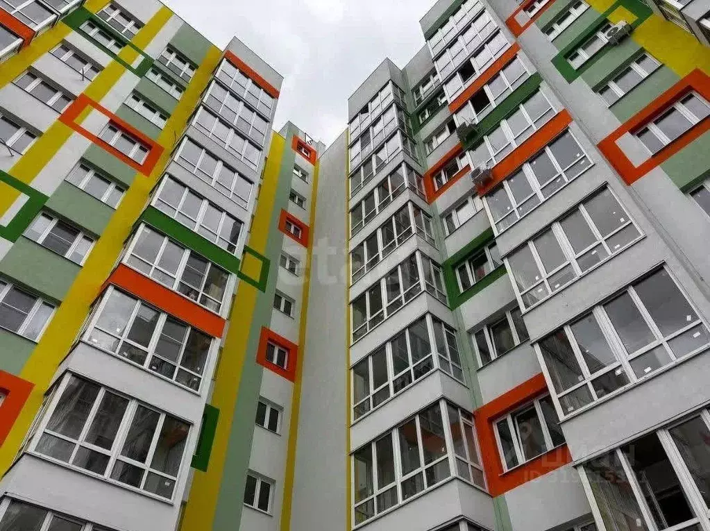 3-к кв. Курская область, Курск ул. Энгельса, 158к2 (65.2 м) - Фото 0