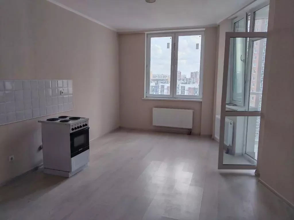 3-к кв. Московская область, Химки ул. Кудрявцева, 11 (87.0 м) - Фото 0