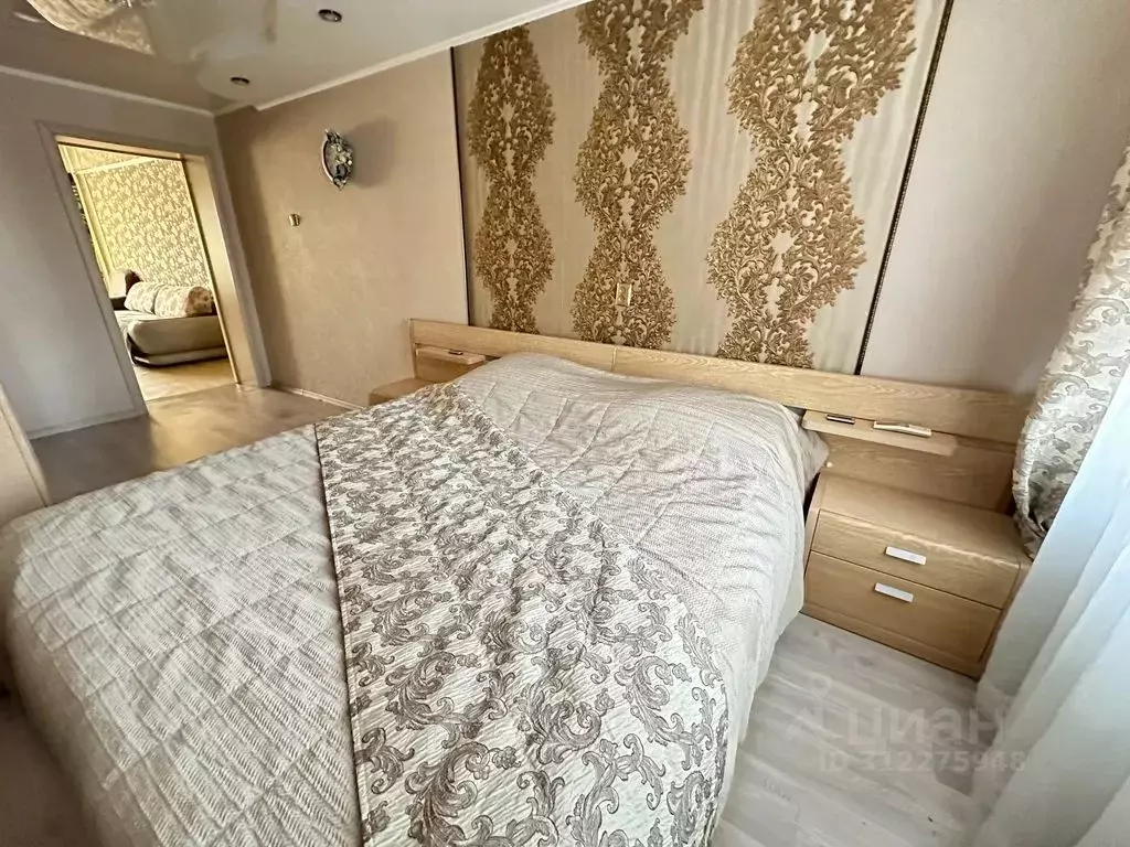 3-к кв. Хабаровский край, Комсомольск-на-Амуре Комсомольская ул., 63 ... - Фото 0